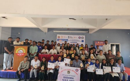 પંચમહાલનું ગૌરવ: ગોધરા લો કોલેજના ૩ વિદ્યાર્થીઓ 'વિકસિત ભારત યુવા સંસદ'માં વિજેતા, હવે રાજ્ય કક્ષાએ વગાડશે ડંકો