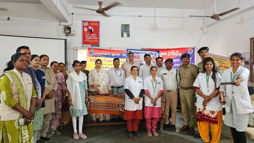 ગોધરામાં પોલીસની પાઠશાળા: શામળાજી કોલેજના વિદ્યાર્થીઓને શીખવ્યા સાયબર ક્રાઈમથી બચવાના પાઠ – ‘શી ટીમ’ અને ટ્રાફિક પોલીસે આપી ખાસ ટીપ્સ