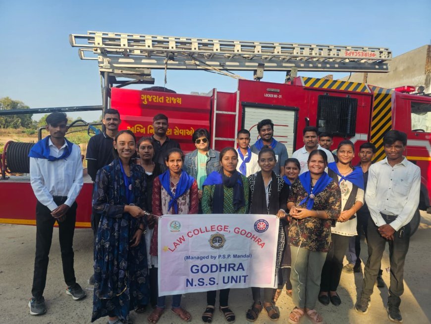 ગોધરા લો કોલેજની NSS શિબિરમાં સેવાકાર્ય: ગોવિંદી શાળાના બાળકોનું કરાયું હેલ્થ ચેકઅપ, વિદ્યાર્થીઓને અપાઈ ફાયર સેફ્ટીની લાઈવ ટ્રેનિંગ